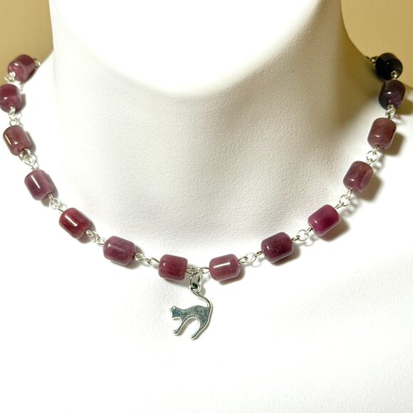Genuine Magenta Chalcedony Short Necklace, Gemstone & Cute Slim Cat Charm - Picture 2 of 14